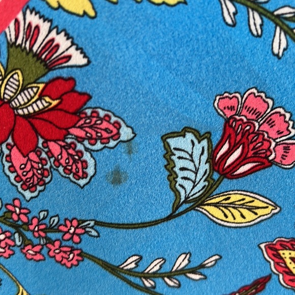 NWT Calvin Klein Women’s Blouse Size Small - Picture 3 of 4